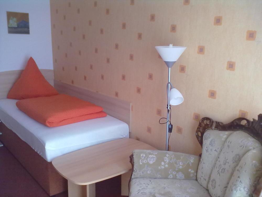 Hotel Ackermann Riedstadt Esterno foto